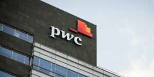 PwC recrute des Auditeurs Informatiques Débutants et Stagiaires